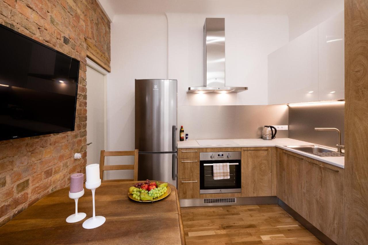 Brivibas House Design Apartments In City Center Riga Exterior foto