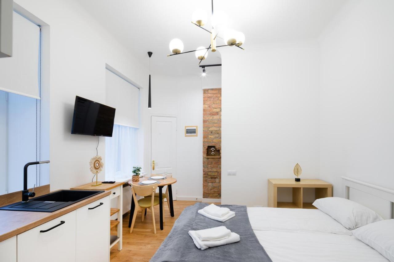 Brivibas House Design Apartments In City Center Riga Exterior foto